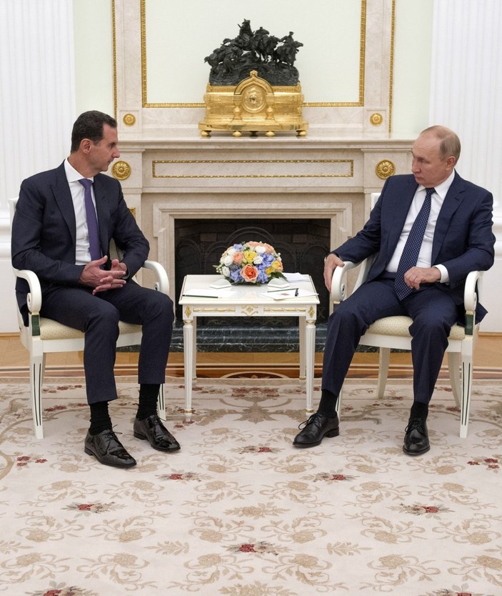 Esad ile görüşen Putin, Suriye'deki 'yabancı güçleri' eleştirdi