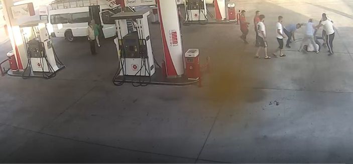 i Mersin'de genç kızla kaçmak isterken öldüresiye dövüldü