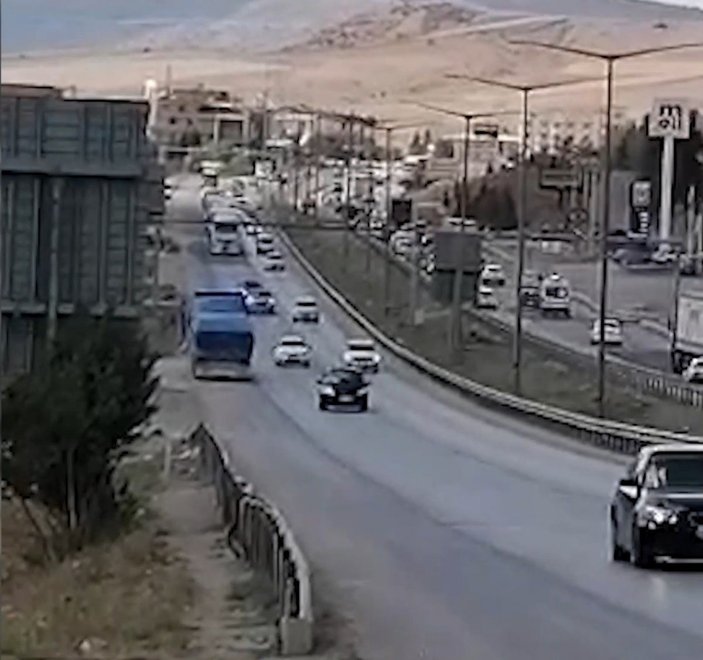 Kırıkkale’de ters yönde ilerleyen tır şoförüne para cezası verildi