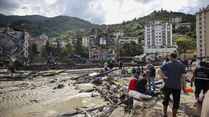 Yağış oranlarında iki farklı bölgede iki rekor