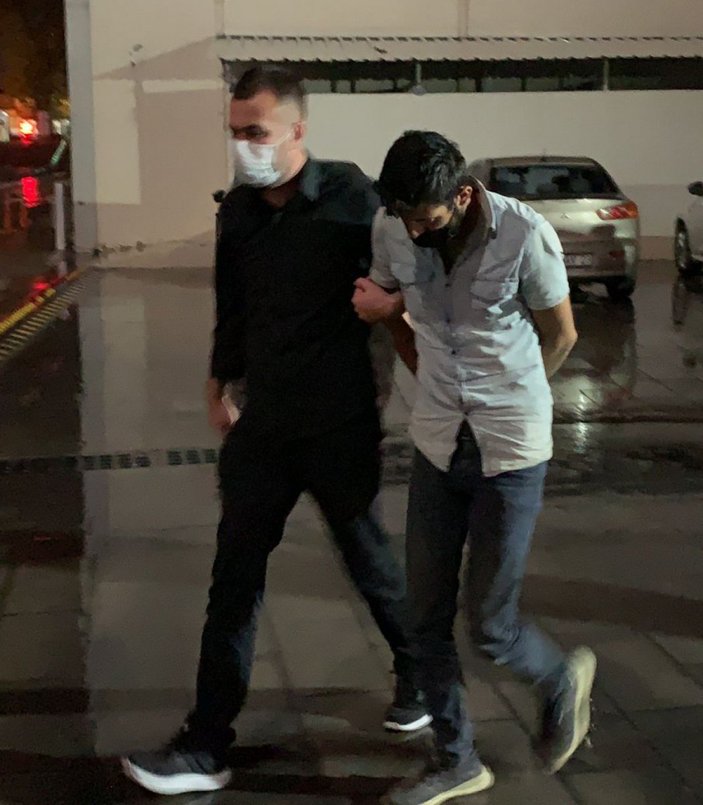 Konya’da mazgalları çalarken yakalandı, kaçarken polis aracına çarptı