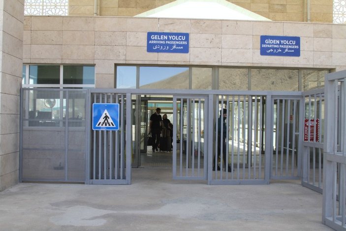 Kapıköy Gümrük Kapısı çift taraflı açıldı