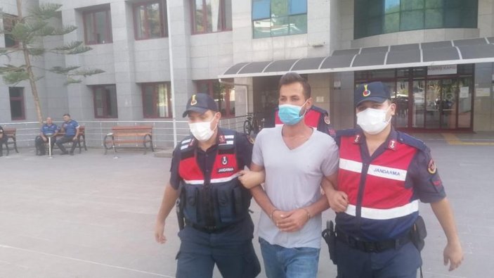 Antalya'da ormanı yakarken suçüstü yakalanan zanlı tutuklandı