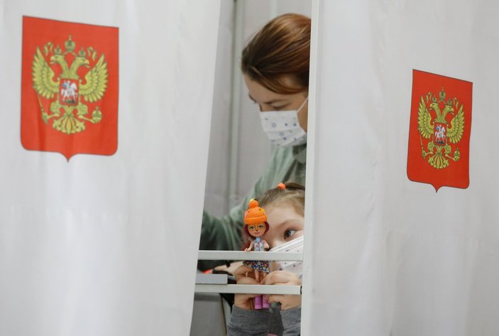 Rusya’da halk, milletvekili seçimleri için oy kullandı