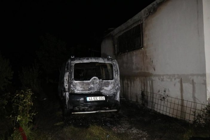 Sakarya'da yangın çıkan evde 4 kişi can verdi