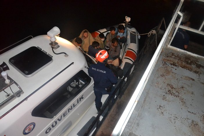 Van’da, şişme bot içinde 60 kaçak Afgan göçmen yakalandı