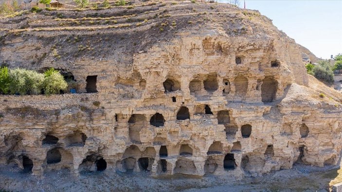 Sivas'ta Hititler dönemine ait apartmanlar ilgi odağı oldu