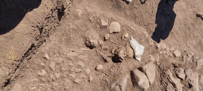 Kahramanmaraş'ta 600 yıl öncesine ait olan çocuk iskeleti tespit edildi