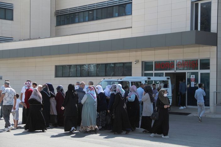 i Antalya’da okul dönüşü çarpan motosiklet, anneyi hayattan kopardı