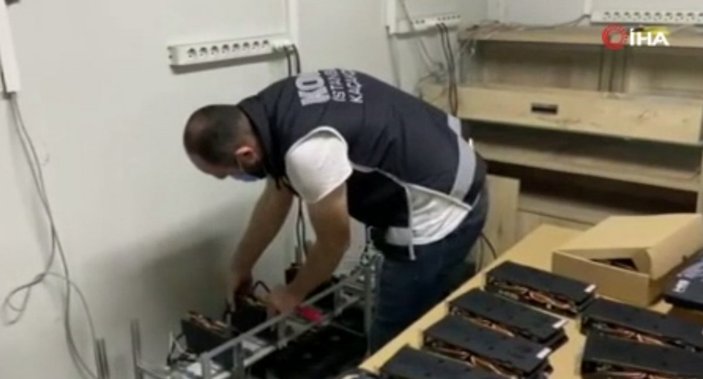 İstanbul’da 73 adet kripto para üretim makinesi ele geçirildi