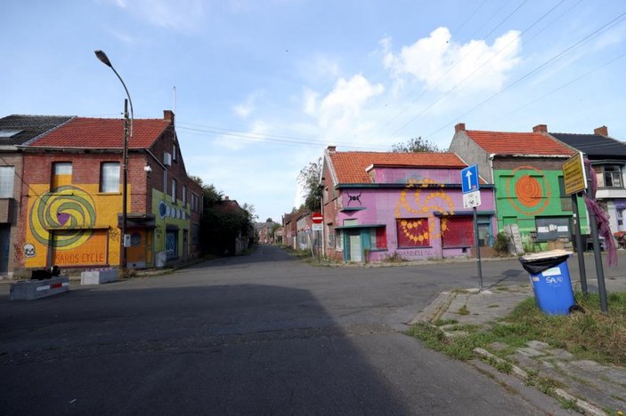 Belçika'nın hayalet kasabası Doel'de 20 kişi yaşıyor
