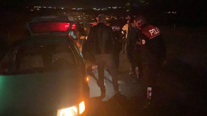Bursa’da polisin dur ihtarına uymayan sürücü, 50 kilometre kaçabildi