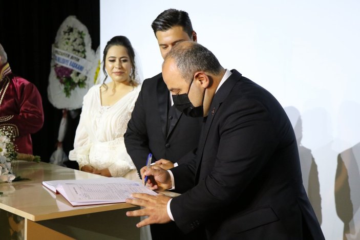 Darbedilen İHA Muhabiri Mustafa Uslu evlendi