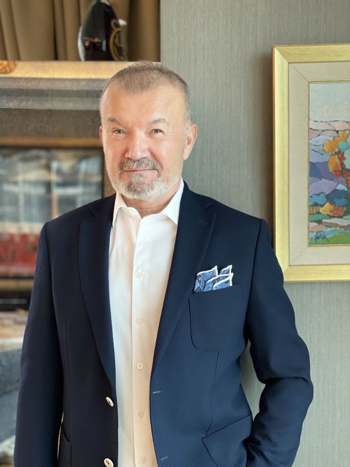 Muzaffer Seçim Toklu'nun otobiyografik anlatısı: Sana Geldim İstanbul