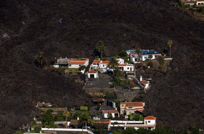 İspanya La Palma'da yanardağ patlaması sürüyor