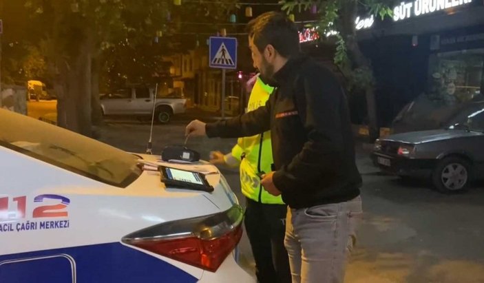 Bursa'da alkollü sürücü alkolmetre cihazıyla cezasını ödemeye çalıştı