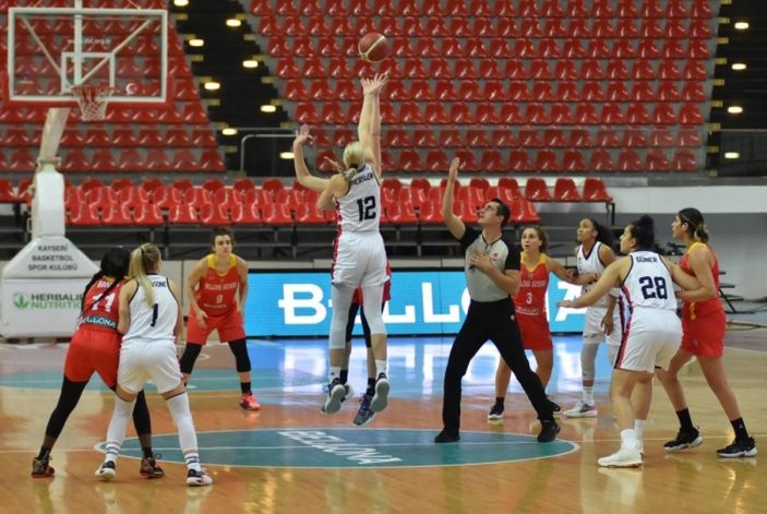 Beşiktaş Kadın Basketbol Takımı'nda 8 sporcu zehirlendi