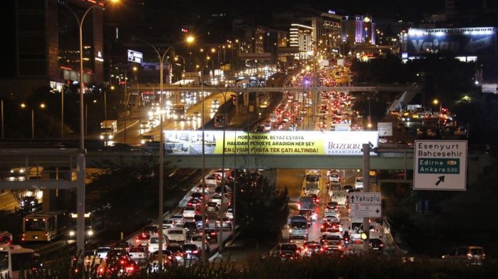 İstanbulluların trafik çilesi bitmiyor