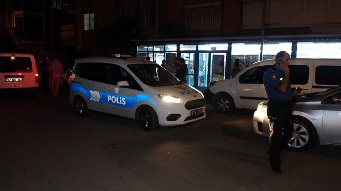 Antalya'daki marketten 400 TL alıp, kaçtı