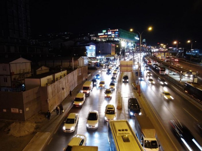 İstanbulluların trafik çilesi bitmiyor
