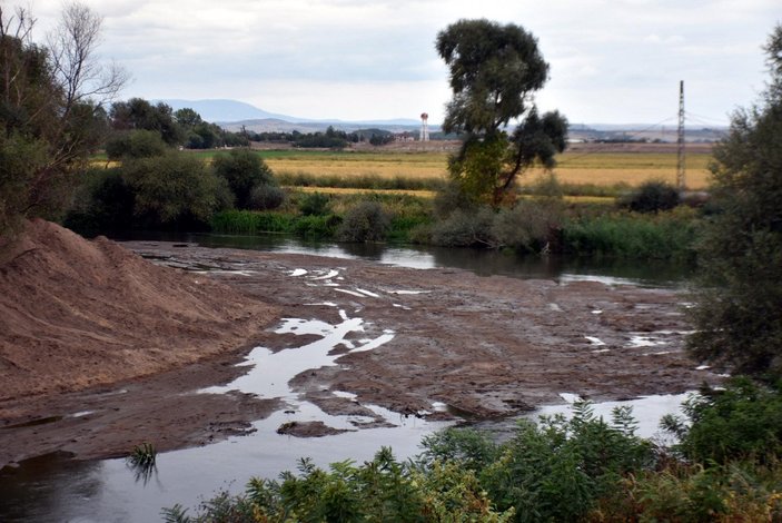 Edirne'de kuraklık: Tunca Nehri dip seviyede