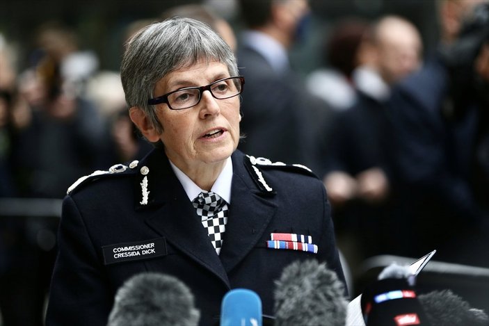 İngiltere'de tecavüz ettiği kadını öldüren polise müebbet