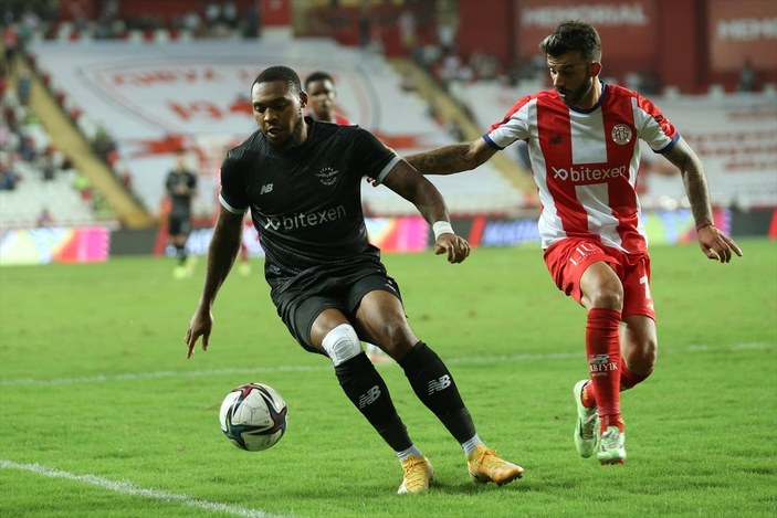 Adana Demirspor deplasmanda Antalyaspor'u 1-2 yendi