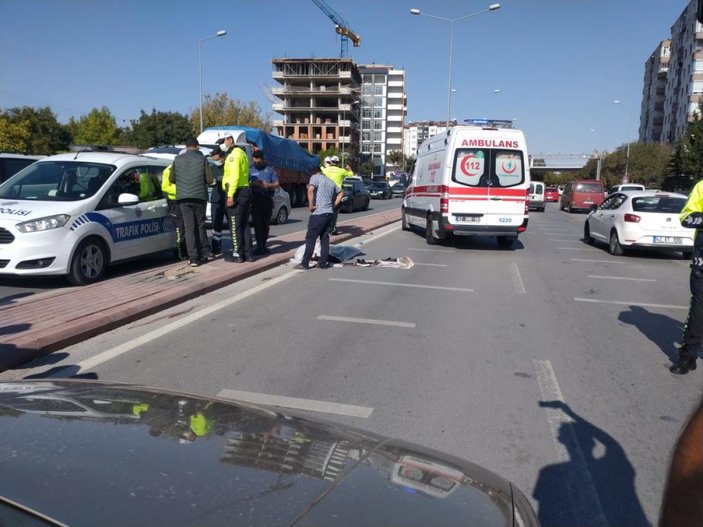 Konya'da eşini kazada kaybeden kadının feryadı yürek burktu