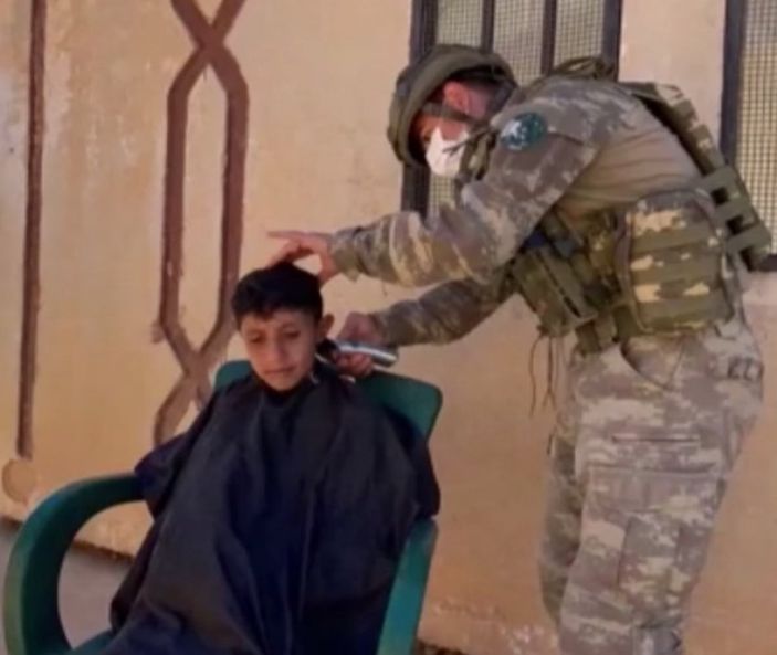 Mehmetçikten Suriye'de yardım eli