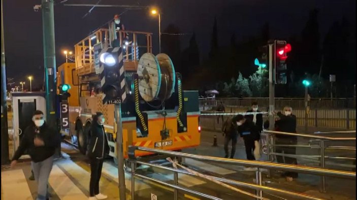 İstanbul'da tramvay elektrik kablolarında arıza: Şehitlik Durağı kapatıldı