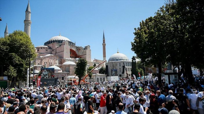 Ayasofya Camii'ni 3,5 milyondan fazla kişi ziyaret etti