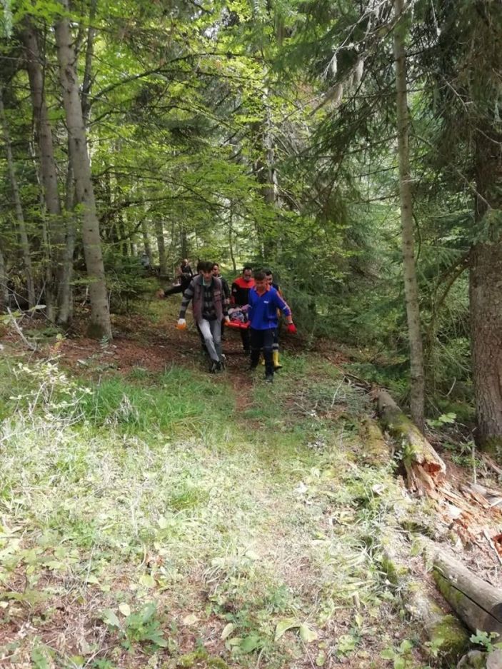 Karabük'te mantar toplarken düşüp ayağını kırdı, imdadına ekipler yetişti