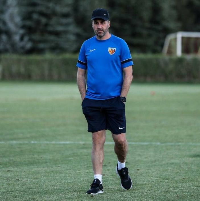 Başakşehir'de teknik direktör adayları belli oldu