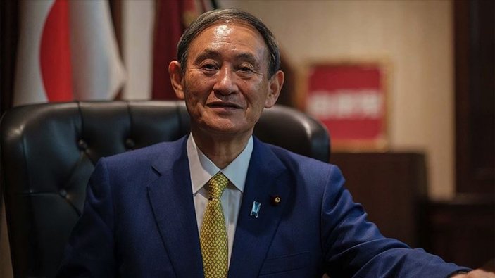 Japonya’da Başbakan Suga Yoşihide kabinesiyle birlikte istifa etti