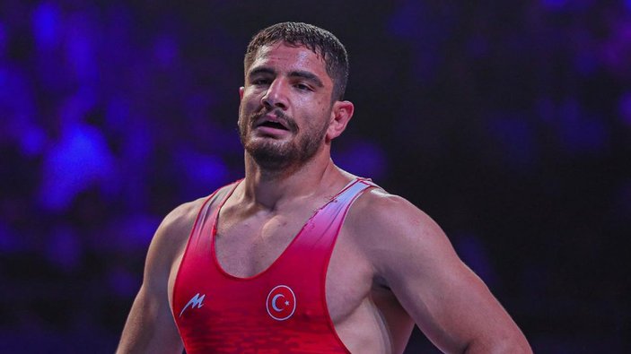 Taha Akgül, Dünya Güreş Şampiyonası'nda üçüncü oldu