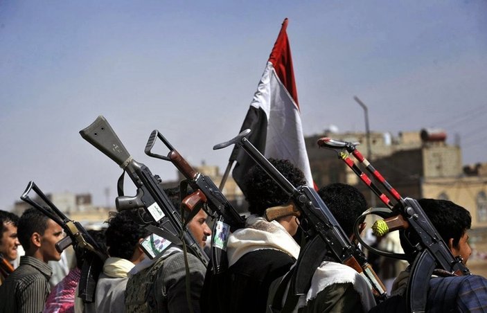 Husilerin Yemen'deki saldırısında 8 kişi hayatını kaybetti
