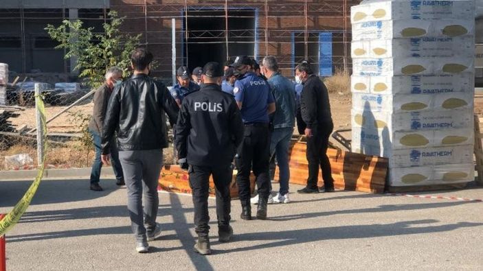 i SDÜ'den inşaat çukurunda ölen öğrenciyle ilgili açıklama