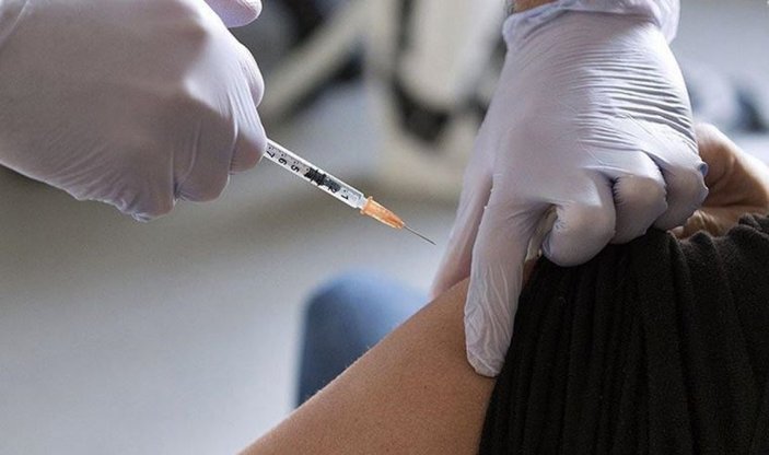 Avrupa İlaç Ajansı'ndan üçüncü doz Kovid-19 aşısına onay