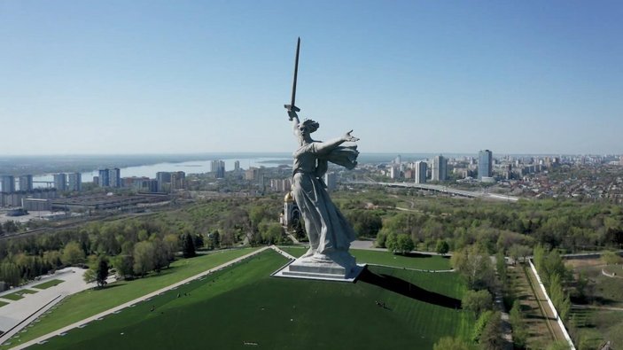 MOTHERLAND CALLS