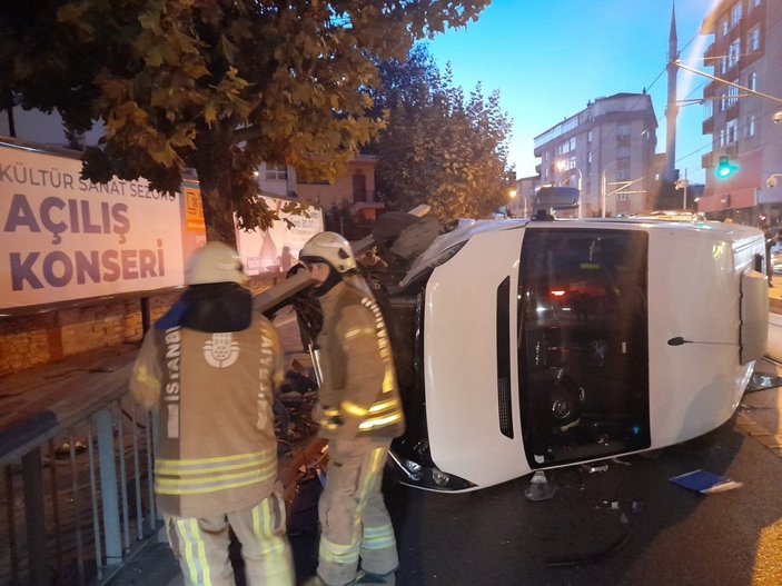 Güngören'de kaza: Tramvay yoluna devrildi