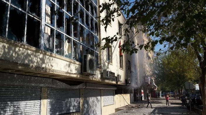 PKK 6-7 Ekim olaylarında yakıp yıktı, devlet onardı