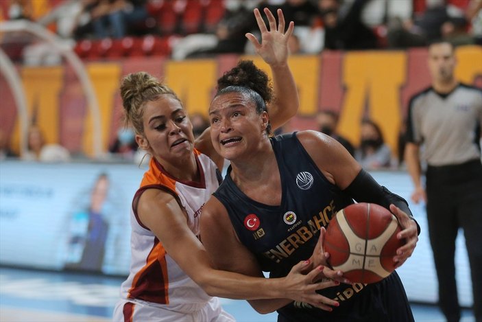 Fenerbahçe kadın basketbol takımı, Avrupa'da Galatasaray'ı yendi