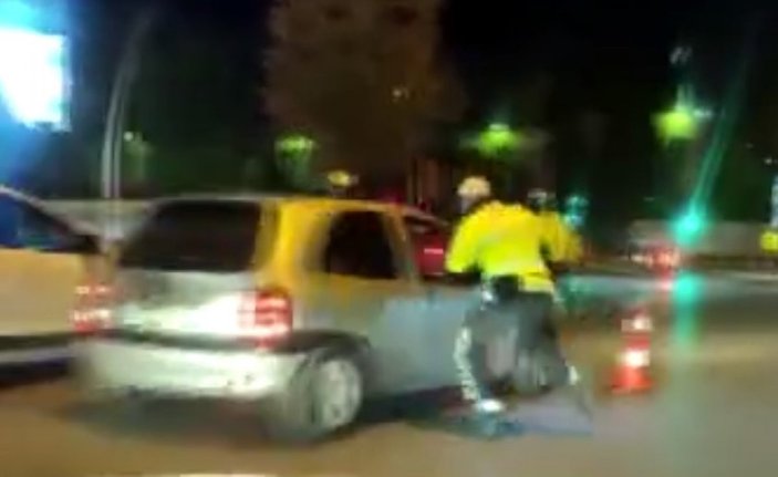 Ankara’da kaçan sürücü aracını polislerin üzerine sürdü