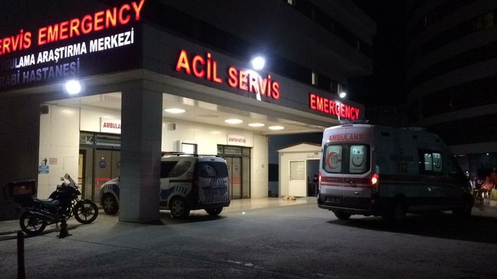 Trabzon'da üniversiteli öğrenciler fakültede yedikleri yemekten zehirlendi