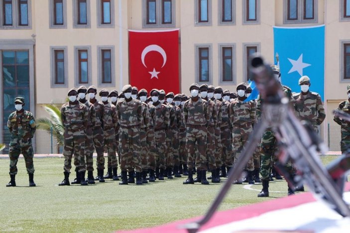 Mehmetçik'in eğittiği Somalili askerler için yemin töreni düzenlendi