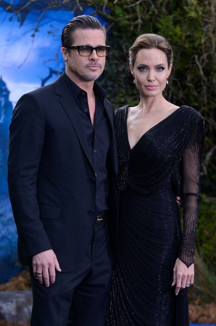 Angelina Jolie, Brad Pitt ile ortak mülkündeki hissesini sattı