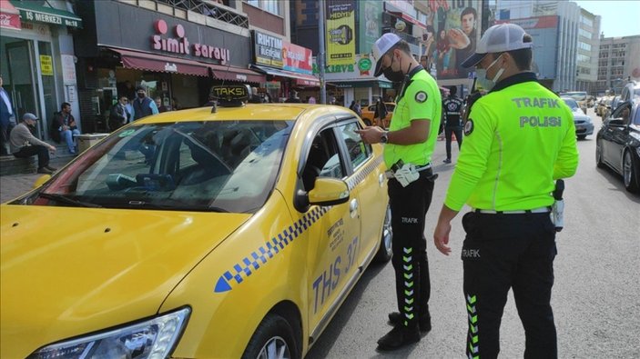 İstanbul’un taksi sorunu: Sayı mı az, verim mi