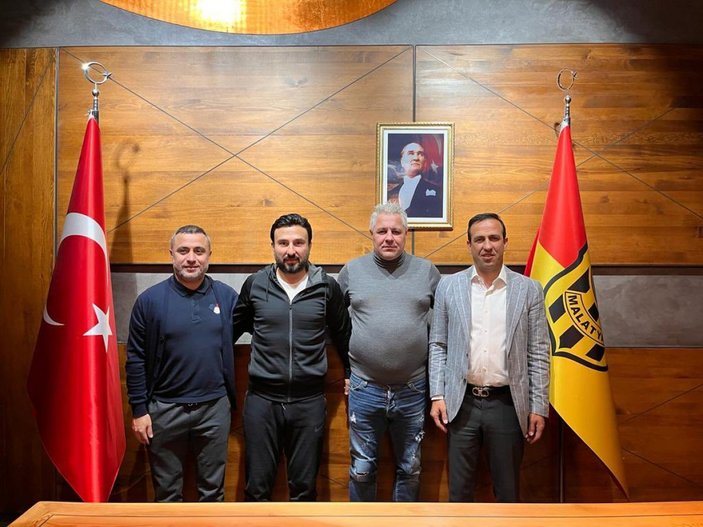 Yeni Malatyaspor, Marius Sumudica ile sözleşme imzaladı