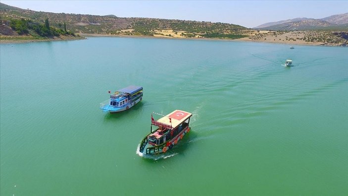 Takoran Vadisi'nde turistler için tekne turları artırıldı