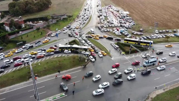 İstanbul'daki Formula 1 organizasyonu trafik yoğunluğuna neden oldu
